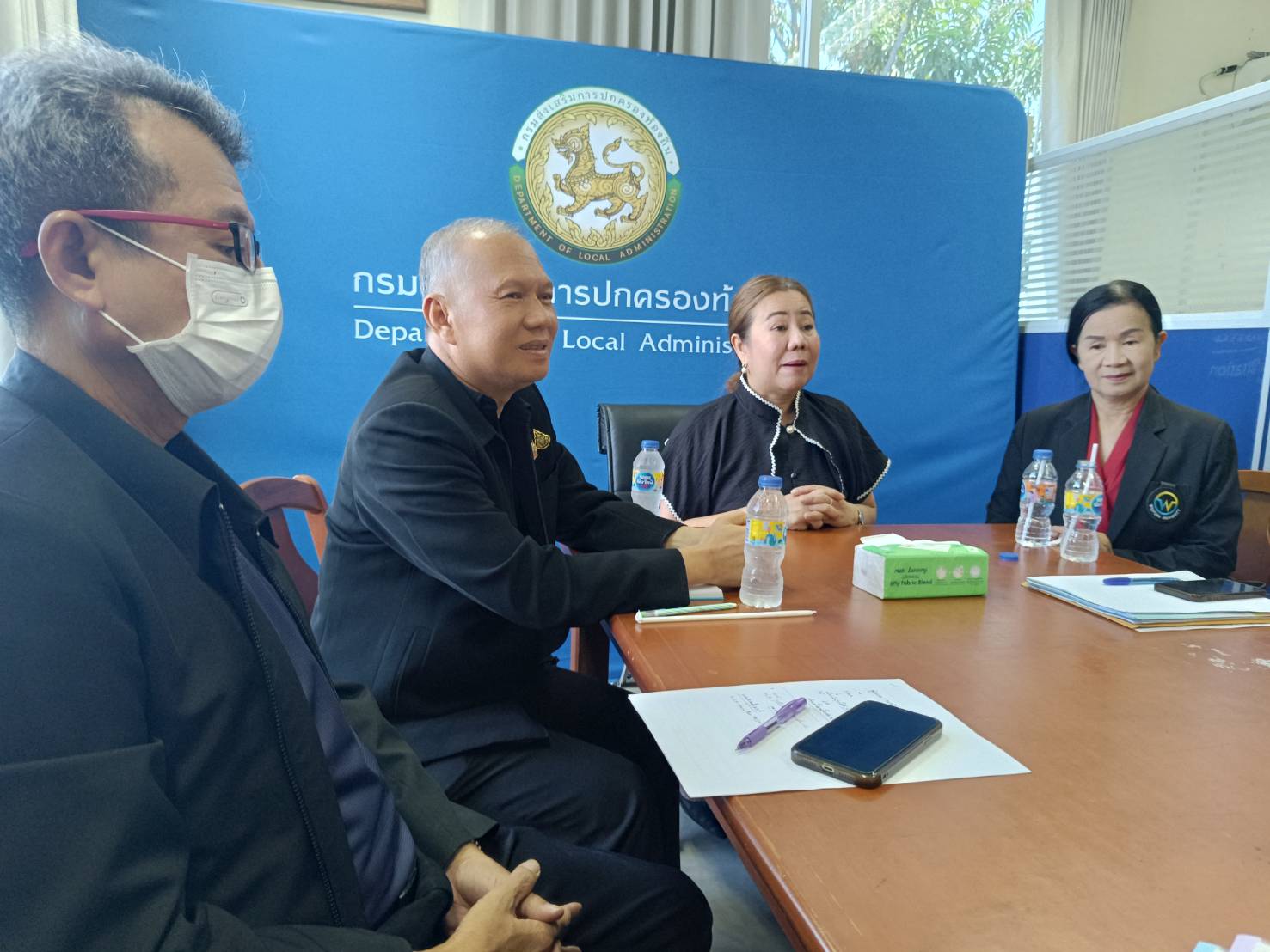 อาจารย์ประจำหลักสูตรร่วมประชุมหารือแนวทางการประชาสัมพันธ์หลักสูตรกับผู้บริหาสถาบันพัฒนาบุคลากรท้องถิ่น - รูปภาพ 3