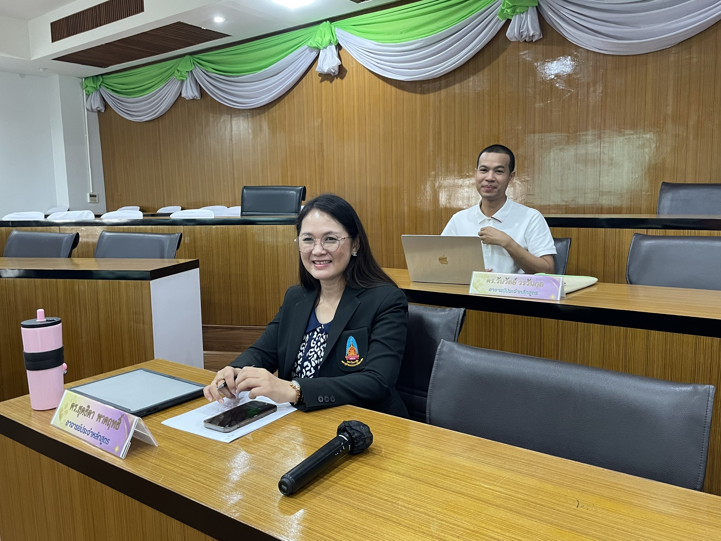 ประชุมคณาจารย์และเจ้าหน้าที่ หลักสูตรบัณฑิตศึกษา ภาควิชาสังคมวิทยาและมานุษยวิทยา สมัยสามัญ ครั้งที่ ๓ ปี ๒๕๖๙ - รูปภาพ 8