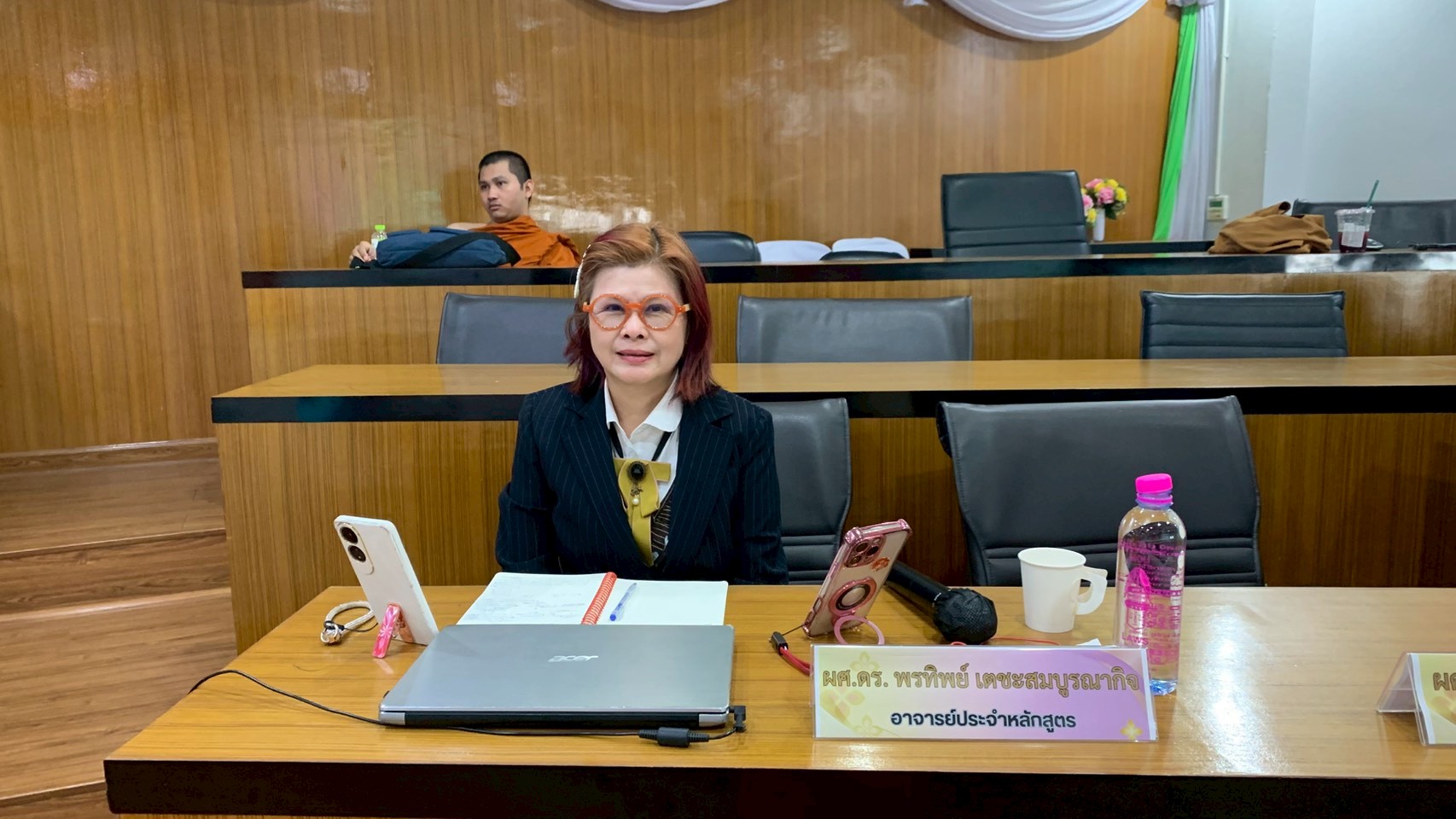 ฟังบรรยายพิเศษ หัวข้อ "การพัฒนาสังคมและสื่อสารภาพลักษณ์ ด้วยแนวคิด From Local สู่ เลอค่า" - รูปภาพ 19