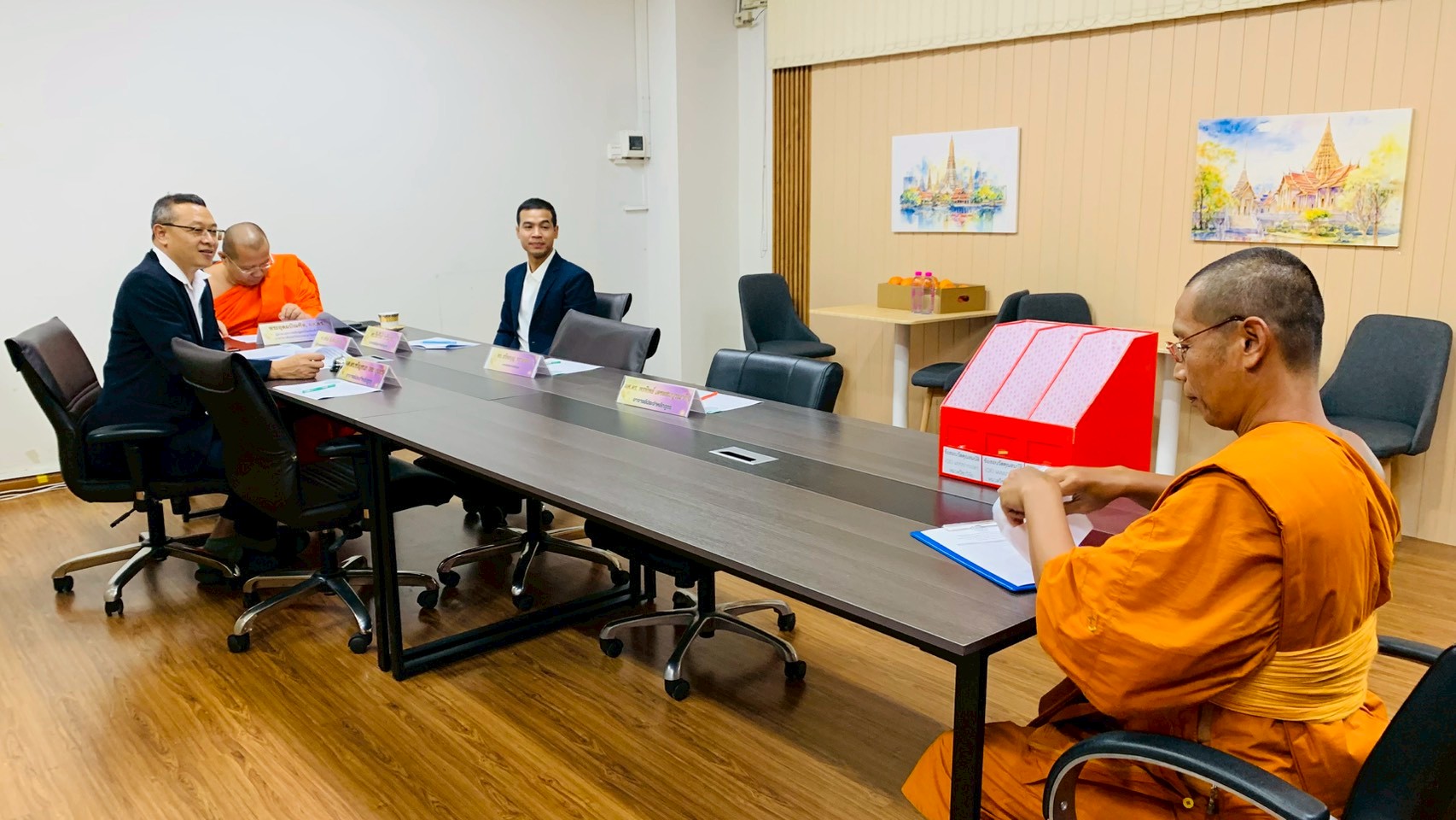 การสอบวัดคุณสมบัติ (Qualifying Examination: QE) ด้วยการสอบปากเปล่า (Oral) นิสิตหลักปรัชญาดุษฎีบัณฑิต สาขาวิชาการพัฒนาสังคม รุ่นที่ ๑๑
