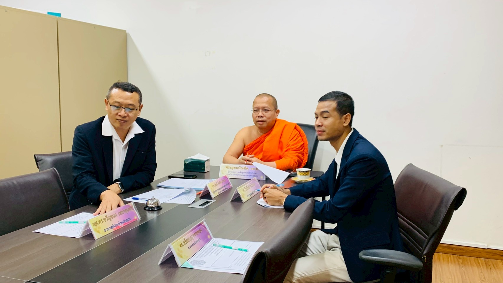 การสอบวัดคุณสมบัติ (Qualifying Examination: QE) ด้วยการสอบปากเปล่า (Oral) นิสิตหลักปรัชญาดุษฎีบัณฑิต สาขาวิชาการพัฒนาสังคม รุ่นที่ ๑๑   - รูปภาพ 5